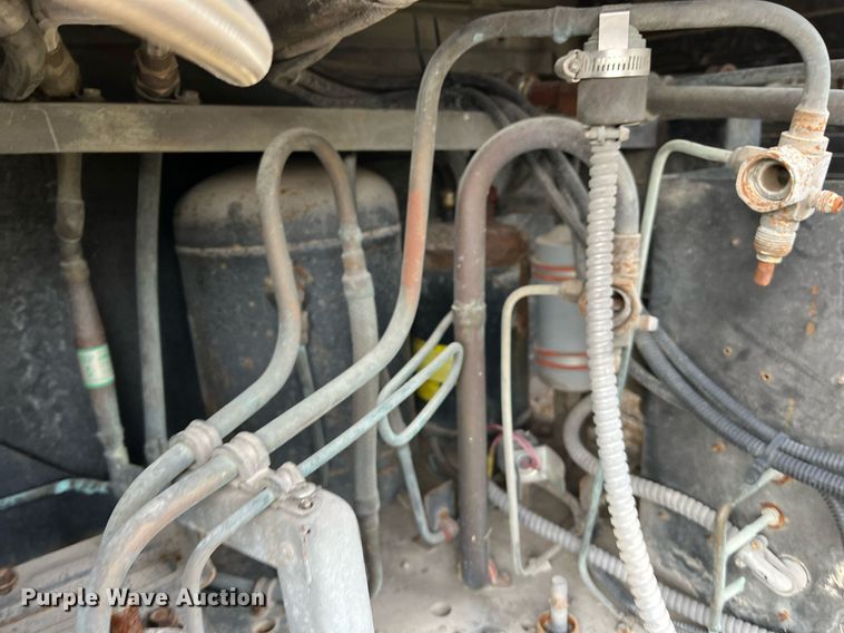 image for item DH8602 2011 International DuraStar 4300  refrigerated truck