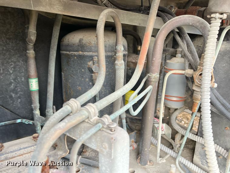 image for item DH8602 2011 International DuraStar 4300  refrigerated truck