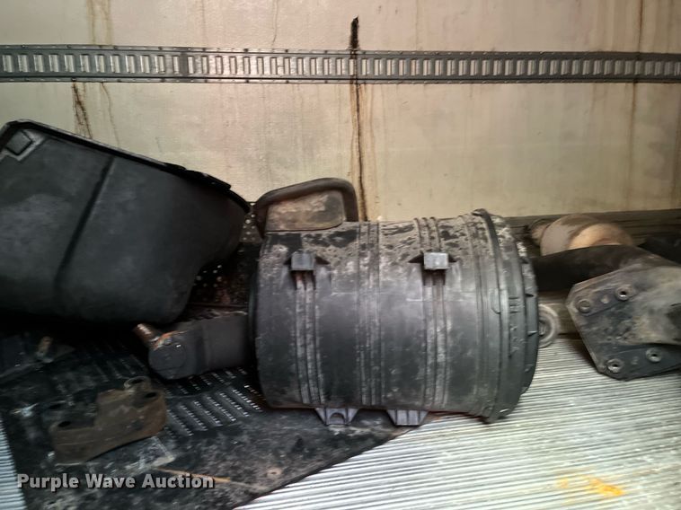 image for item DH8602 2011 International DuraStar 4300  refrigerated truck