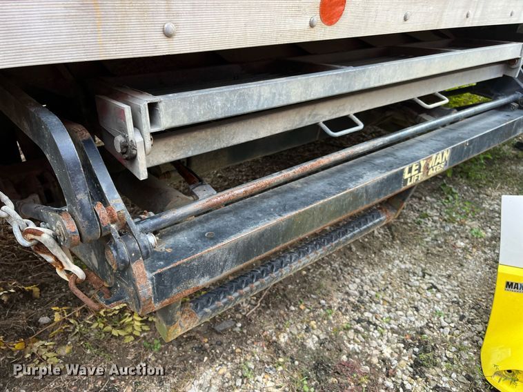 image for item DH8602 2011 International DuraStar 4300  refrigerated truck