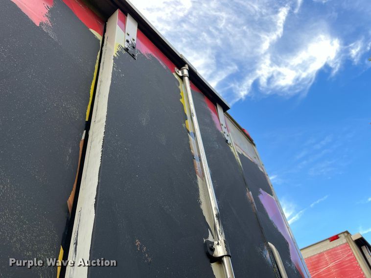 image for item DH8602 2011 International DuraStar 4300  refrigerated truck