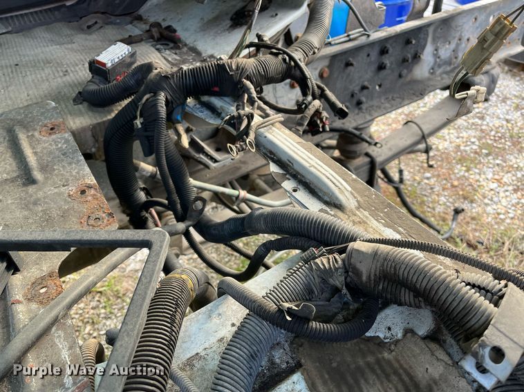 image for item DH8602 2011 International DuraStar 4300  refrigerated truck