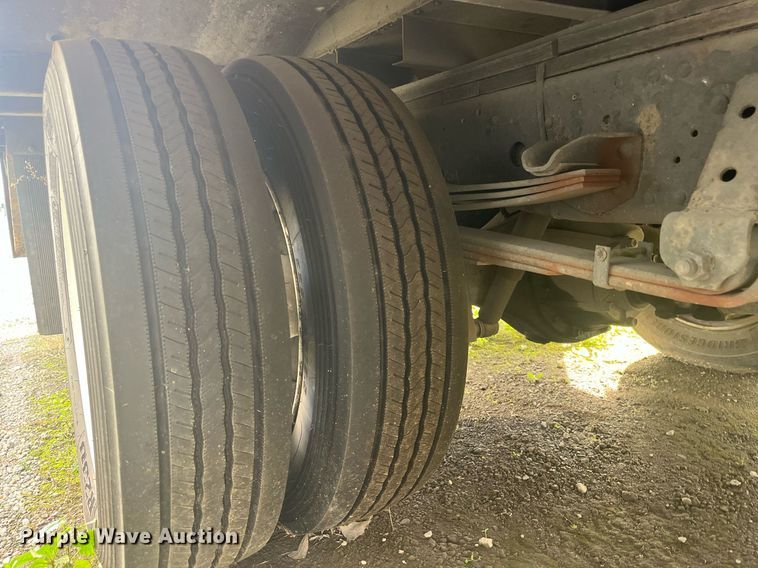 image for item DH8603 2013 Isuzu NRR  refrigerated truck