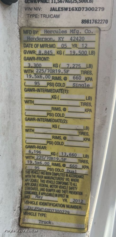 image for item DH8603 2013 Isuzu NRR  refrigerated truck