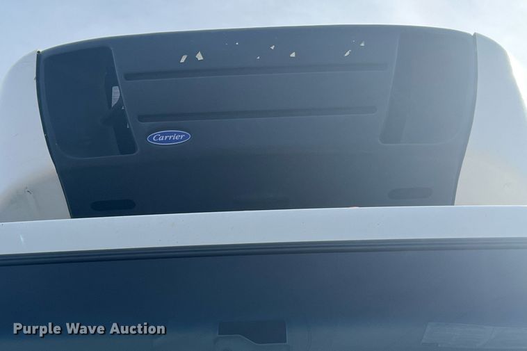 image for item DH8604 2013 Isuzu NRR  refrigerated truck