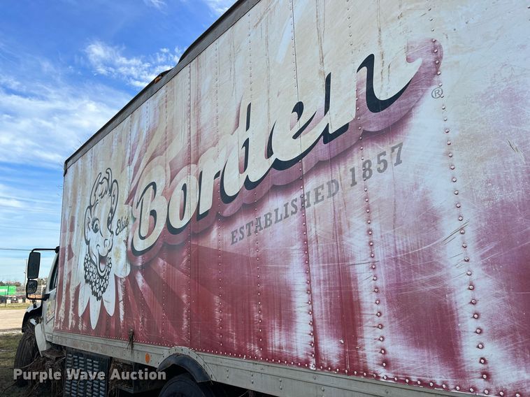 image for item DH8605 2010 Freightliner Business Class M2 106  refrigerated truck