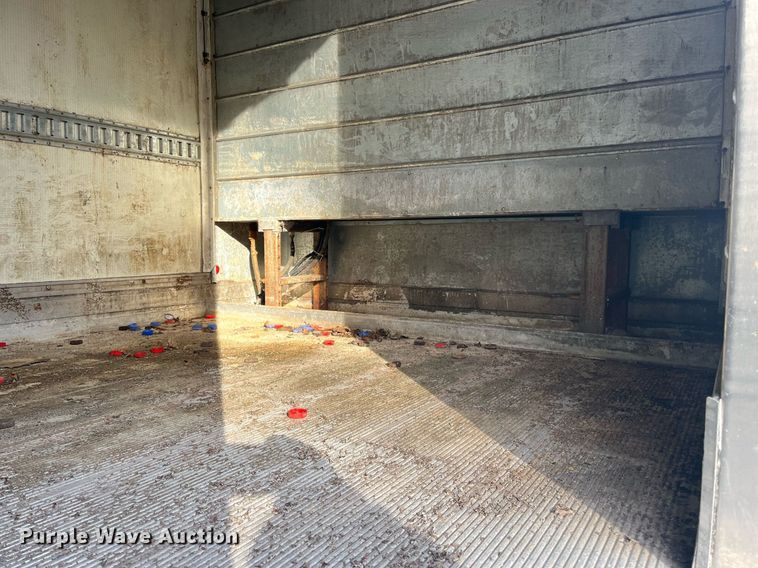 image for item DH8605 2010 Freightliner Business Class M2 106  refrigerated truck