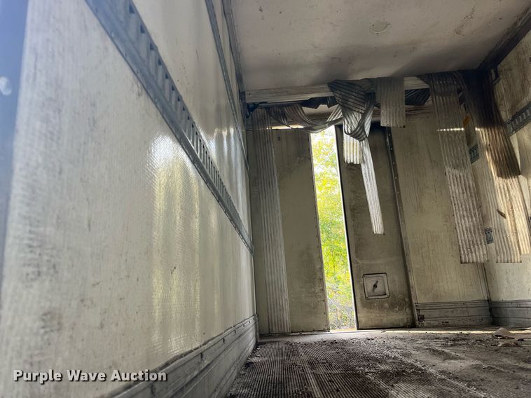 image for item DH8605 2010 Freightliner Business Class M2 106  refrigerated truck