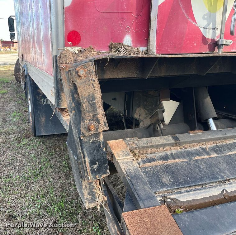 image for item DH8605 2010 Freightliner Business Class M2 106  refrigerated truck