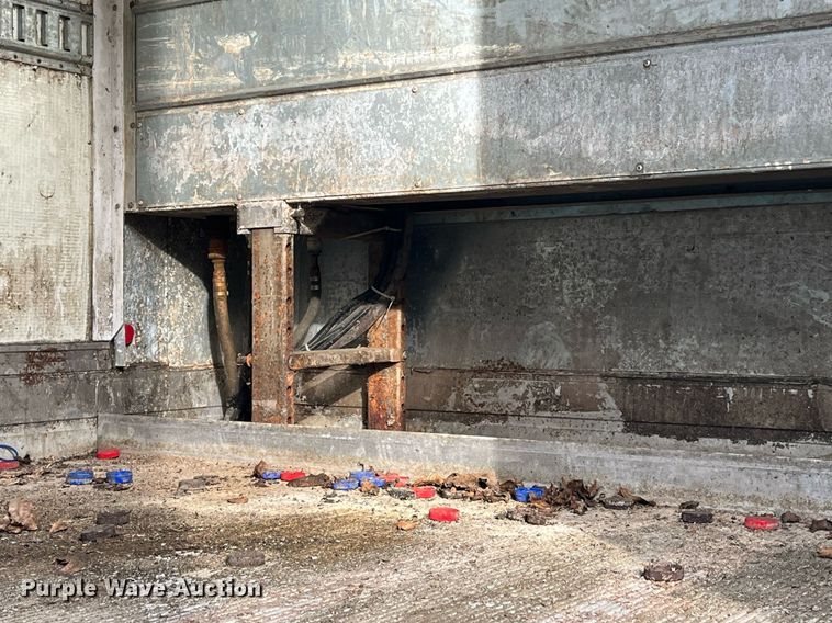 image for item DH8605 2010 Freightliner Business Class M2 106  refrigerated truck