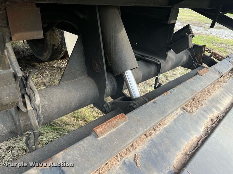 image for item DH8605 2010 Freightliner Business Class M2 106  refrigerated truck