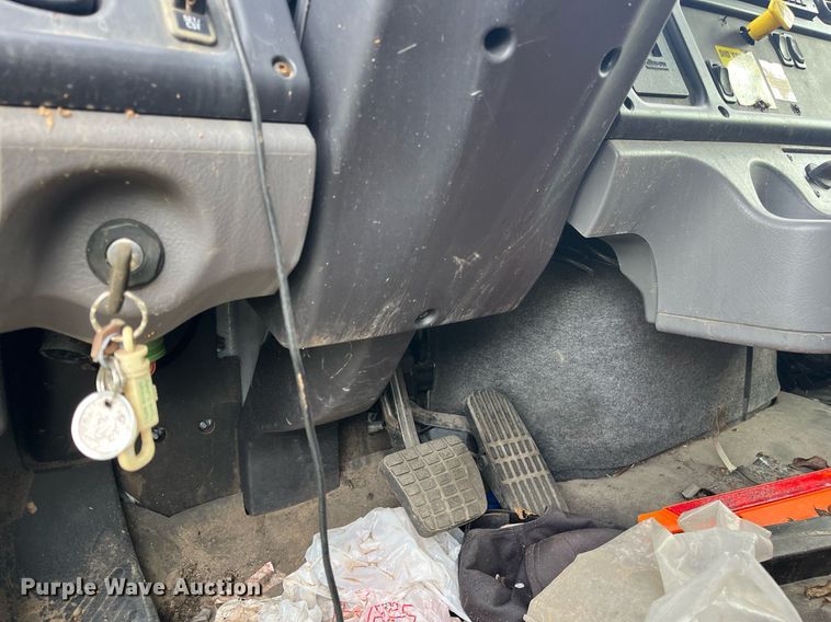 image for item DH8605 2010 Freightliner Business Class M2 106  refrigerated truck