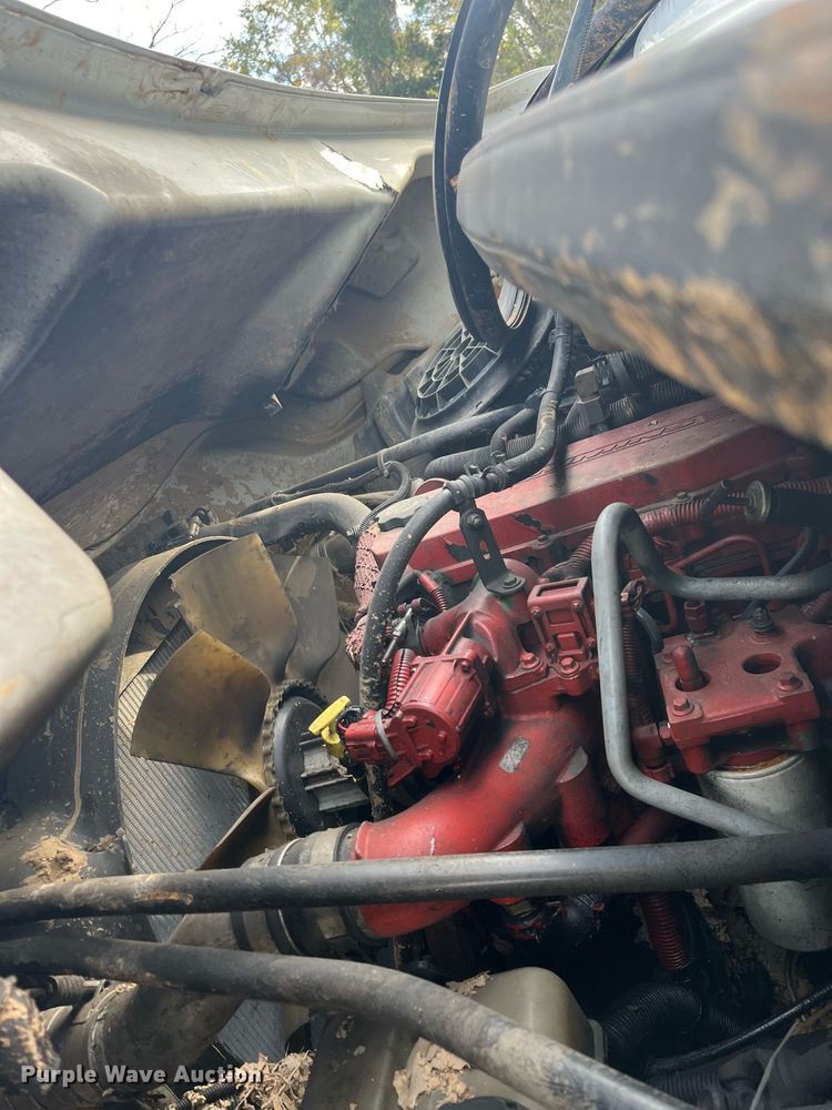 image for item DH8605 2010 Freightliner Business Class M2 106  refrigerated truck