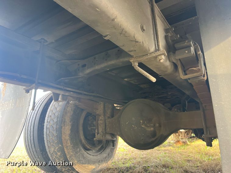 image for item DH8605 2010 Freightliner Business Class M2 106  refrigerated truck