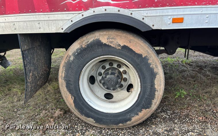 image for item DH8605 2010 Freightliner Business Class M2 106  refrigerated truck