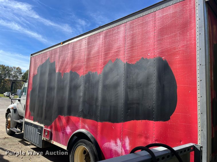 image for item DH8607 2007 International 4300  refrigerated truck