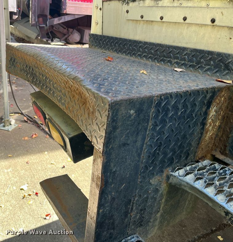 image for item DH8607 2007 International 4300  refrigerated truck