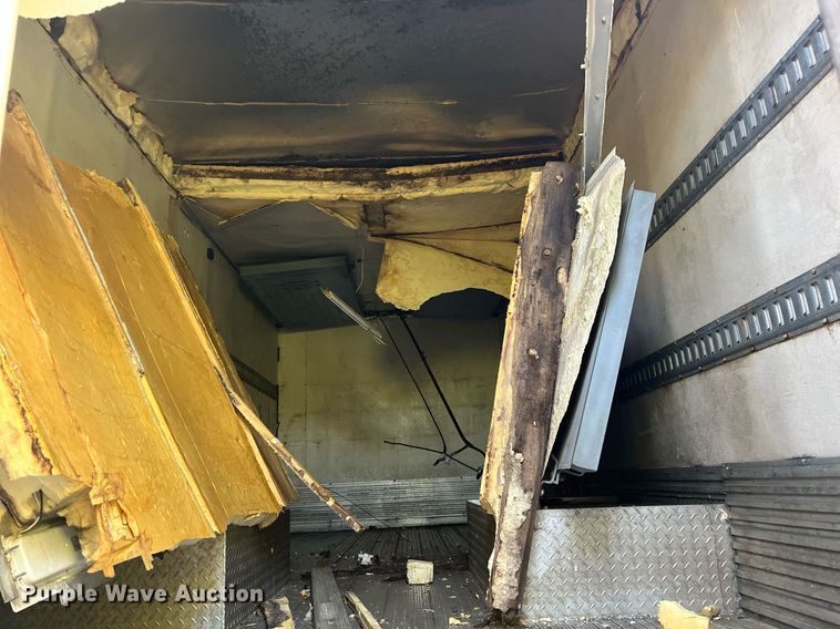 image for item DH8607 2007 International 4300  refrigerated truck