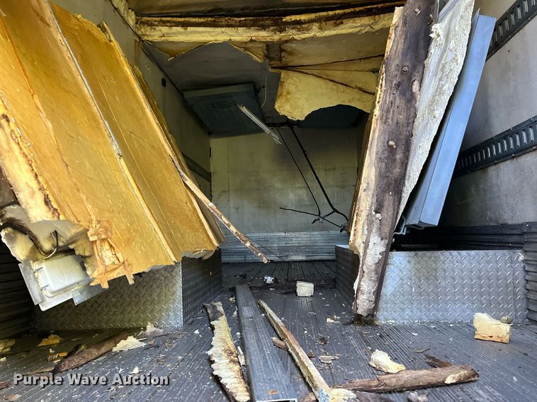 image for item DH8607 2007 International 4300  refrigerated truck