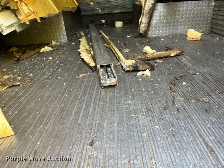 image for item DH8607 2007 International 4300  refrigerated truck