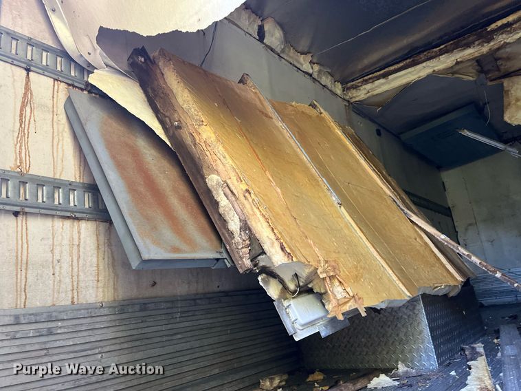 image for item DH8607 2007 International 4300  refrigerated truck