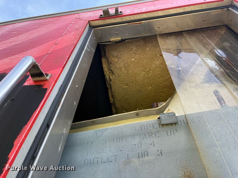 image for item DH8607 2007 International 4300  refrigerated truck