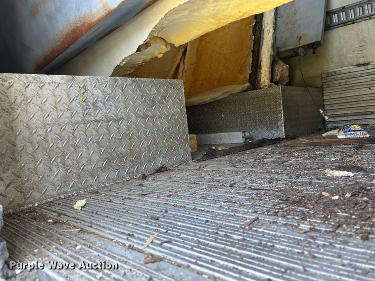 image for item DH8607 2007 International 4300  refrigerated truck