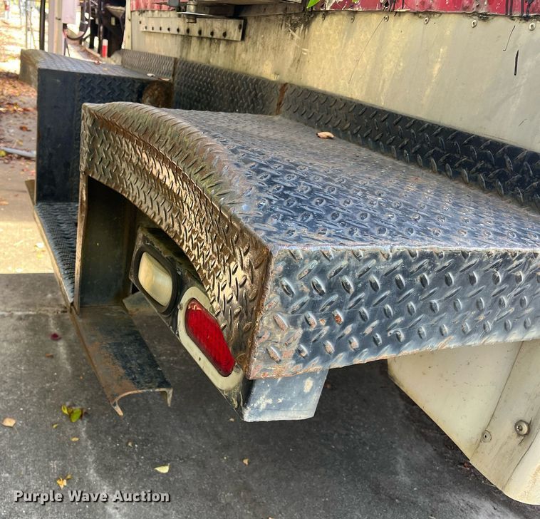 image for item DH8607 2007 International 4300  refrigerated truck