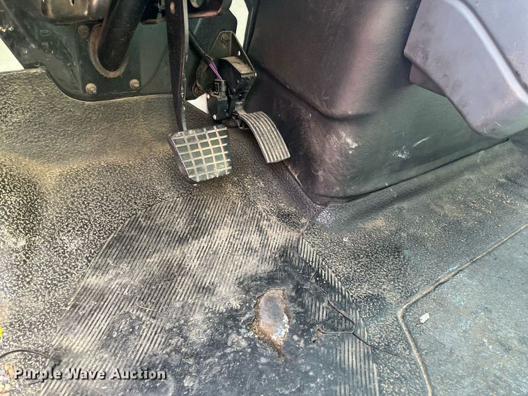 image for item DH8607 2007 International 4300  refrigerated truck