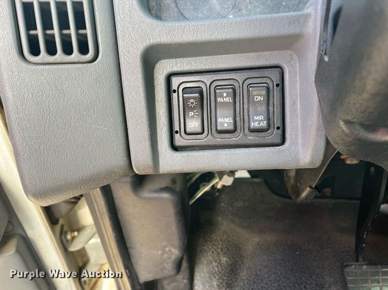 image for item DH8607 2007 International 4300  refrigerated truck