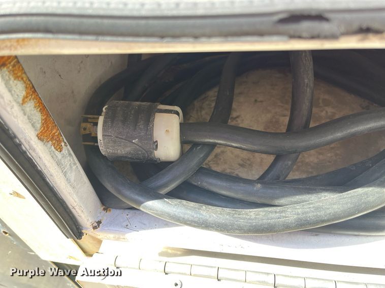 image for item DH8607 2007 International 4300  refrigerated truck