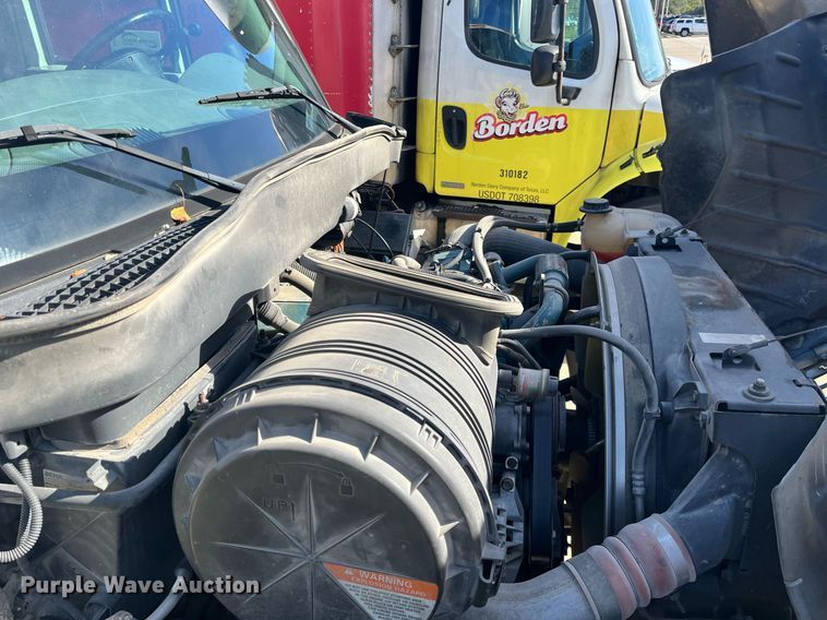 image for item DH8607 2007 International 4300  refrigerated truck