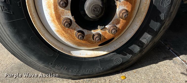 image for item DH8607 2007 International 4300  refrigerated truck