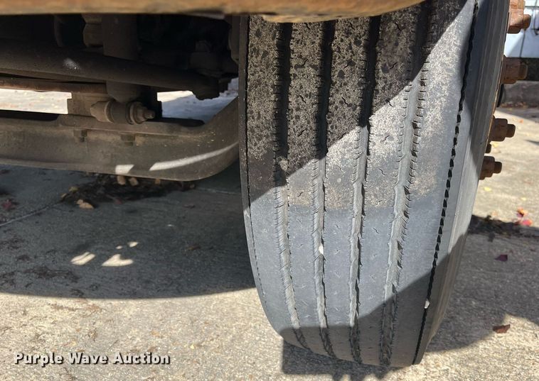 image for item DH8607 2007 International 4300  refrigerated truck