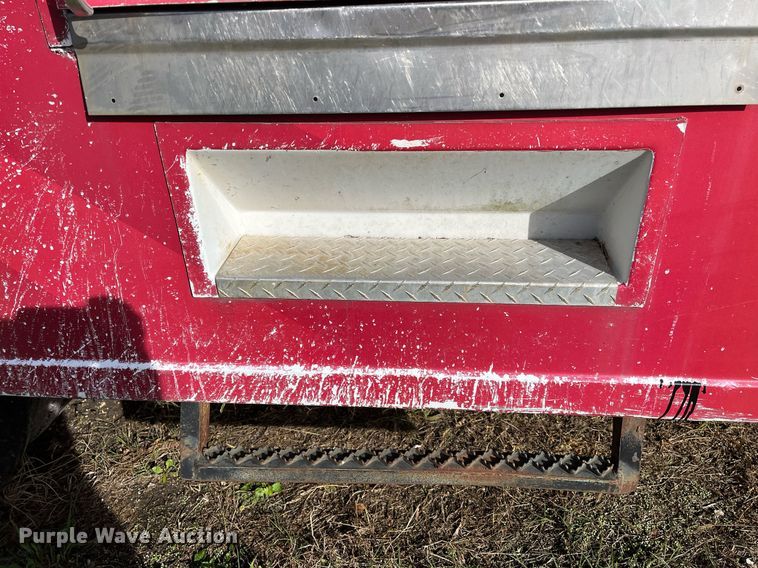 image for item DH8608 2005 Freightliner Business Class M2  refrigerated truck