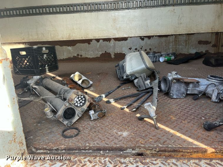 image for item DH8608 2005 Freightliner Business Class M2  refrigerated truck