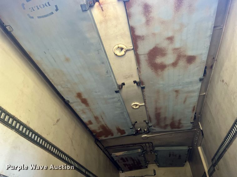 image for item DH8608 2005 Freightliner Business Class M2  refrigerated truck