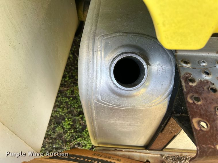 image for item DH8608 2005 Freightliner Business Class M2  refrigerated truck