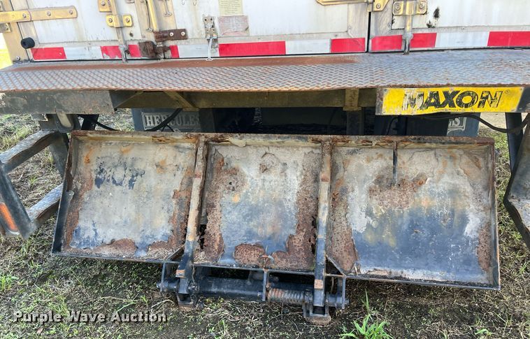 image for item DH8610 2013 Isuzu NRR  refrigerated truck