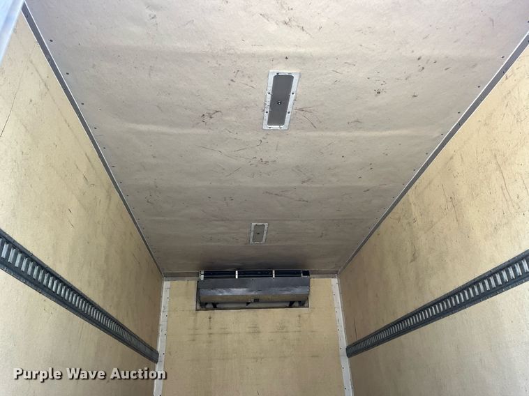 image for item DH8610 2013 Isuzu NRR  refrigerated truck