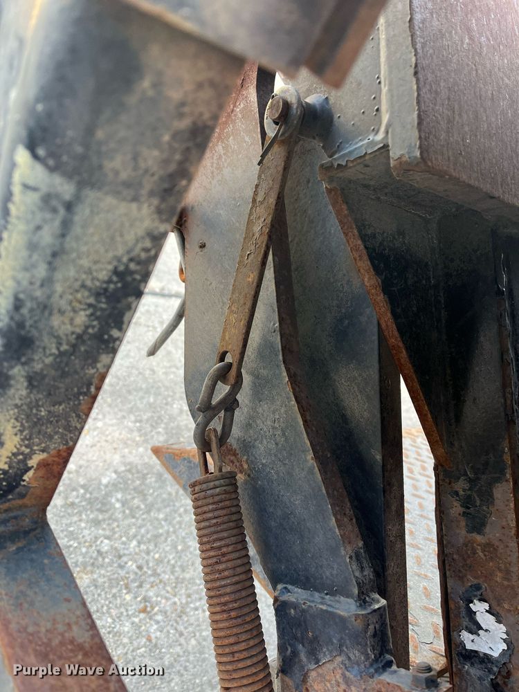 image for item DH8611 2011 International DuraStar 4300  refrigerated truck