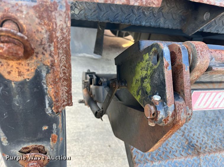 image for item DH8611 2011 International DuraStar 4300  refrigerated truck