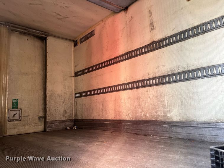 image for item DH8611 2011 International DuraStar 4300  refrigerated truck