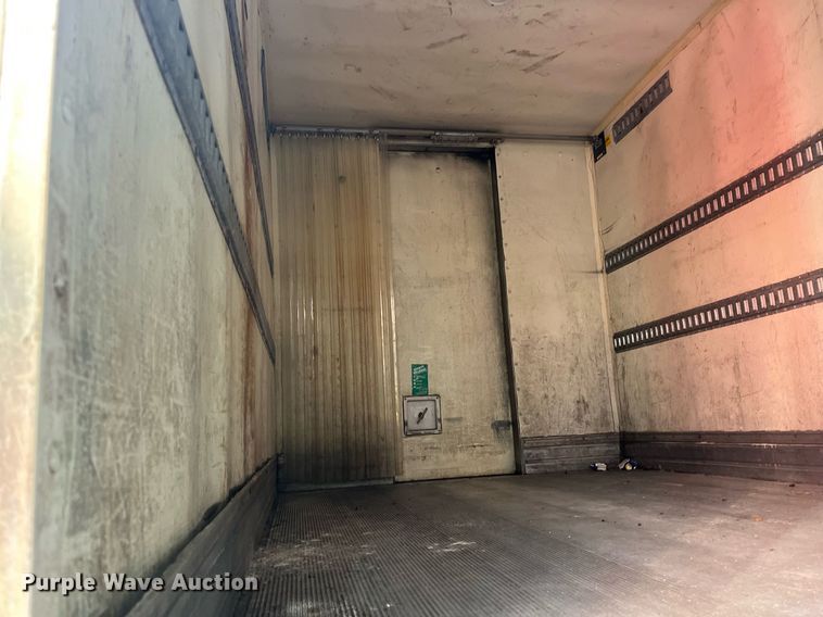 image for item DH8611 2011 International DuraStar 4300  refrigerated truck