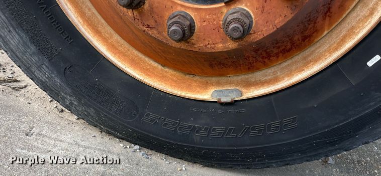 image for item DH8611 2011 International DuraStar 4300  refrigerated truck