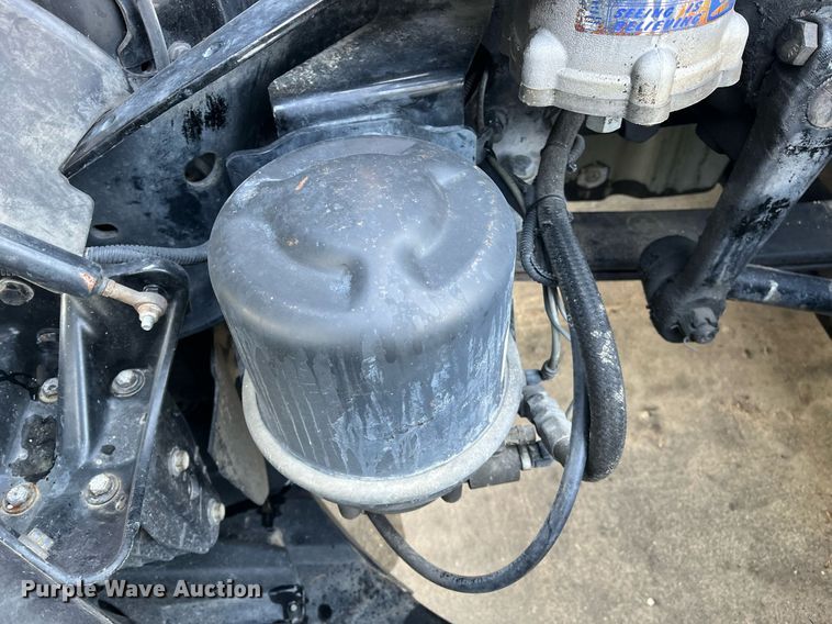 image for item DH8612 2010 Freightliner Cascadia 125  semi truck