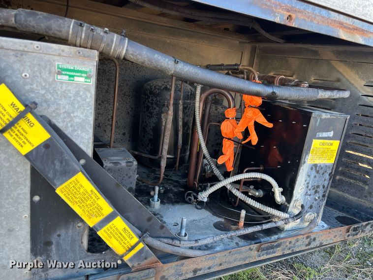 image for item DH8614 2011 International DuraStar 4300  refrigerated truck