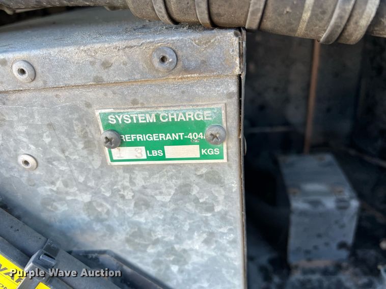 image for item DH8614 2011 International DuraStar 4300  refrigerated truck