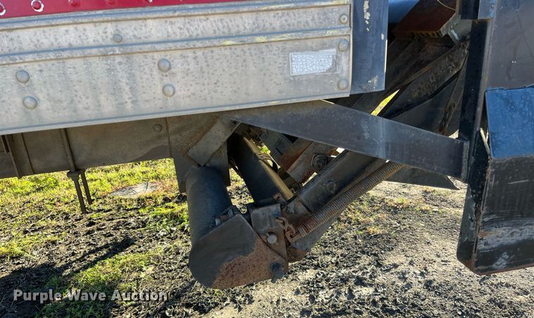 image for item DH8614 2011 International DuraStar 4300  refrigerated truck