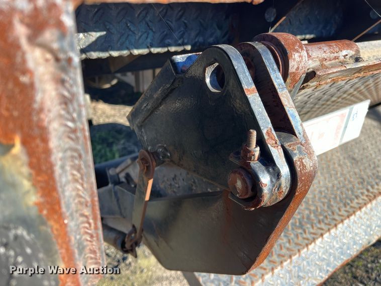 image for item DH8614 2011 International DuraStar 4300  refrigerated truck